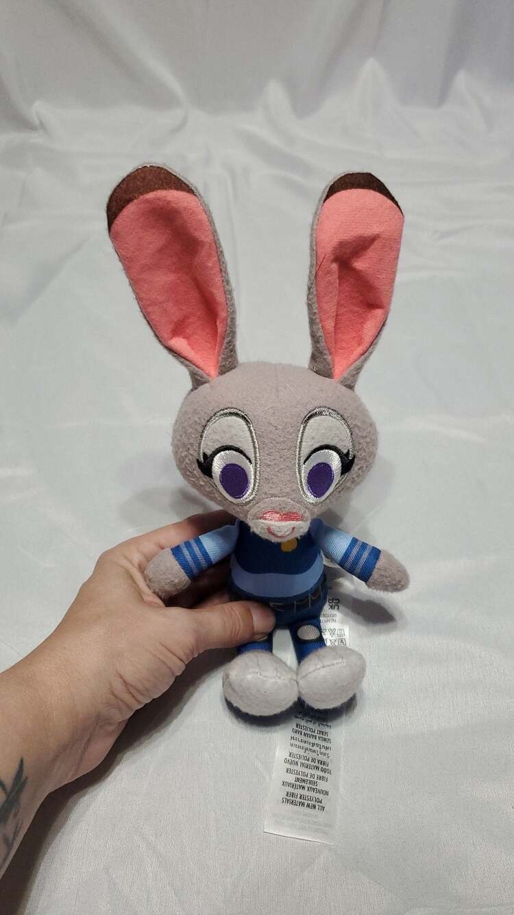 Disney Store Zootopia Judy Hopps 6-Inch Mini Bean Bag Plush